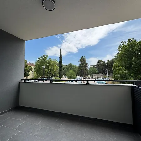 Soleil Apartment